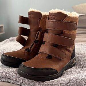 Kids UGG Chestnut Boots with Shearling Trim
